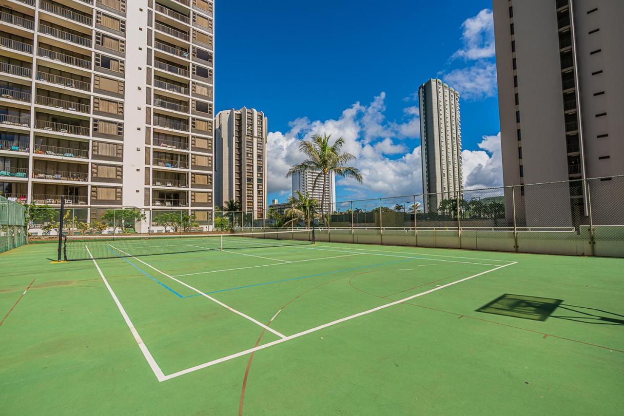 Free Parking, Pool, Sauna, Spa, Wifi, Bbq, Ac - Waikiki Banyan Honolulu Exterior foto