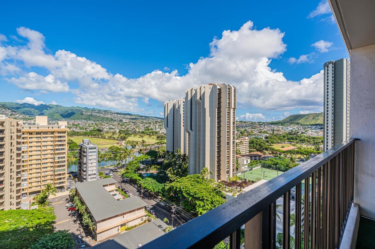 Free Parking, Pool, Sauna, Spa, Wifi, Bbq, Ac - Waikiki Banyan Honolulu Exterior foto